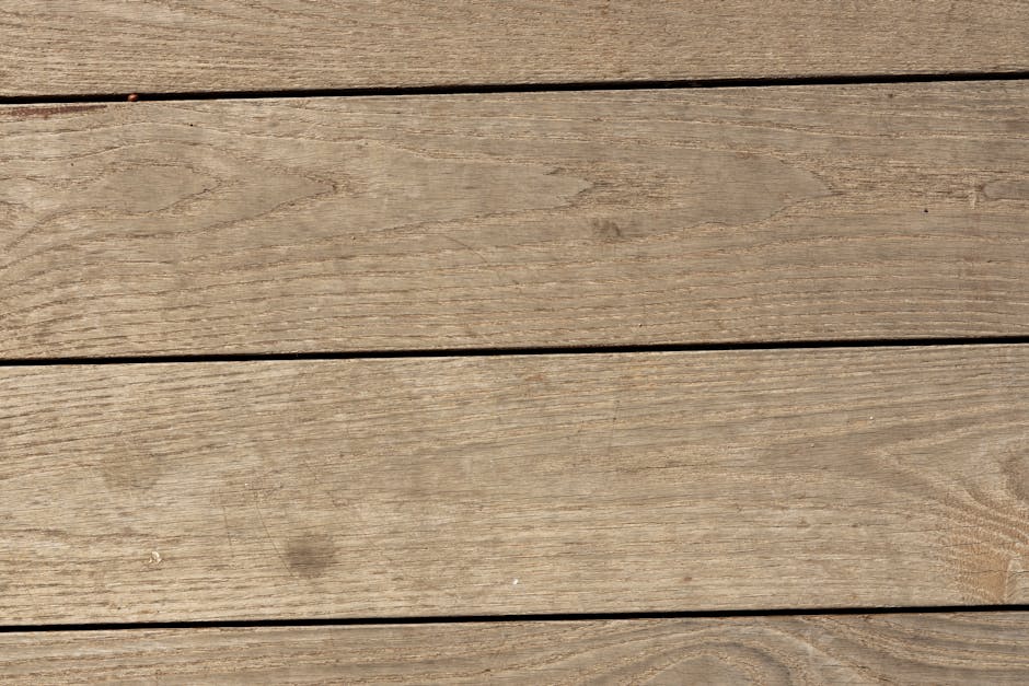 Namų grindų laminato, vinilo ir parketo pavyzdžiai pasirinkimui parduotuvėje